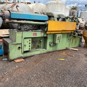 INJETORA DE PLÁSTICO